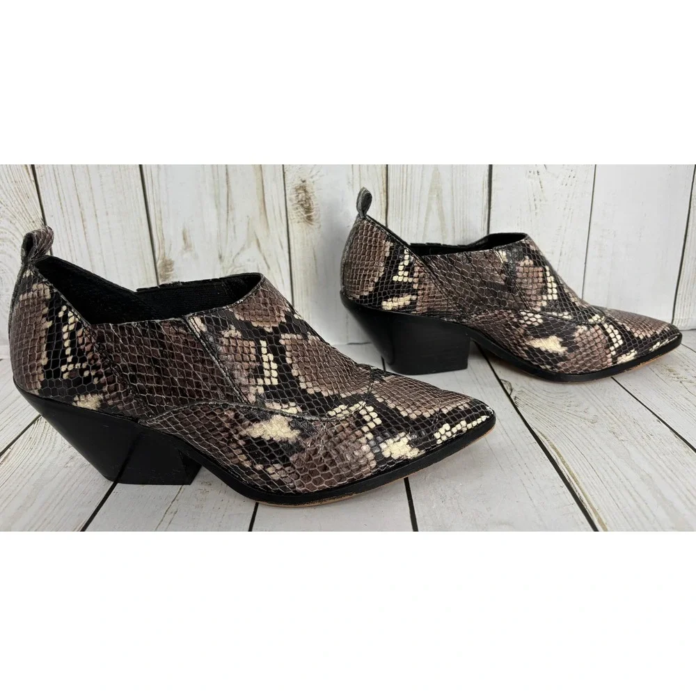 Vince Camuto Snake Print‎ Western Booties Block Heel Pointed Toe Ankle Boots 7M
